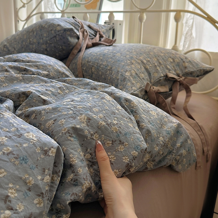 91家纺网 家纺一手货源 找家纺 漫仙阁家纺2025新款蝴蝶结绑带款四件套-碎花系列 晚风