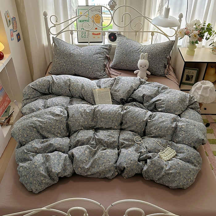 91家纺网 家纺一手货源 找家纺 漫仙阁家纺2025新款蝴蝶结绑带款四件套-碎花系列 晚风