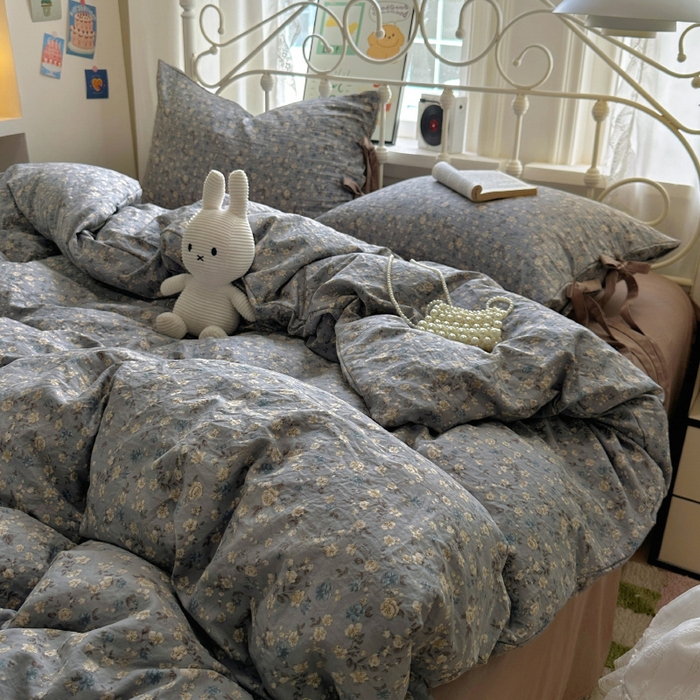 91家纺网 家纺一手货源 找家纺 漫仙阁家纺2025新款蝴蝶结绑带款四件套-碎花系列 晚风