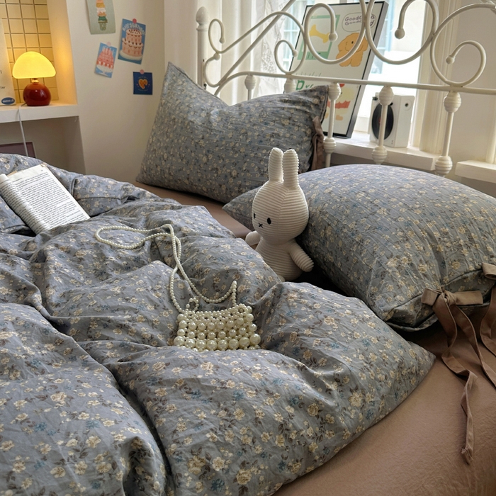 91家纺网 家纺一手货源 找家纺 漫仙阁家纺2025新款蝴蝶结绑带款四件套-碎花系列 晚风