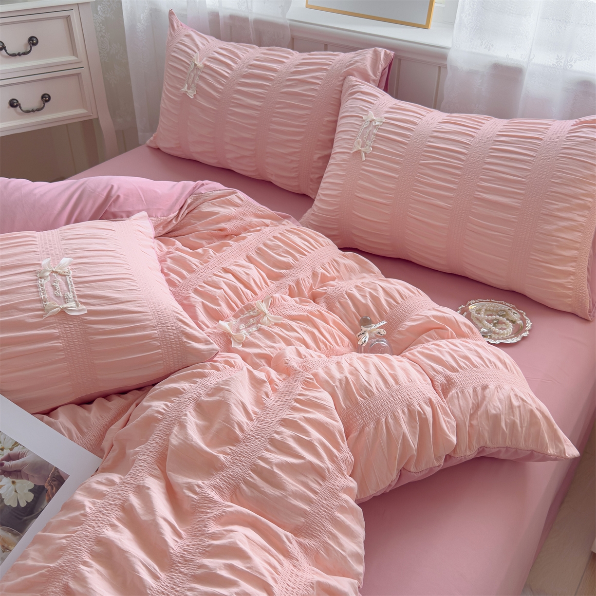 91家纺网 家纺一手货源 找家纺 梦庭帛美 2025新款韩版公主风可乐泡泡纱四件套 豆沙粉