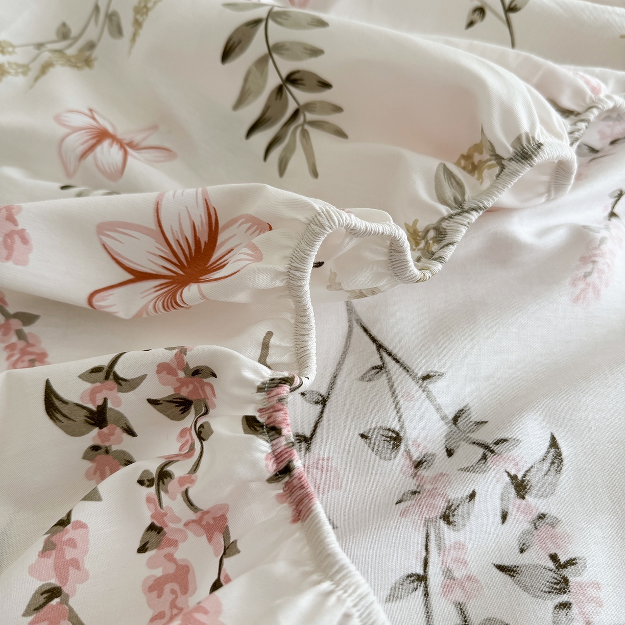 91家纺网 家纺一手货源 找家纺 壹贝家纺 2025新款A类印花全棉床笠 陌上花开