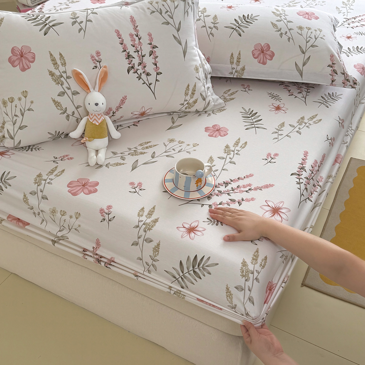 91家纺网 家纺一手货源 找家纺 壹贝家纺 2025新款A类印花全棉床笠 陌上花开