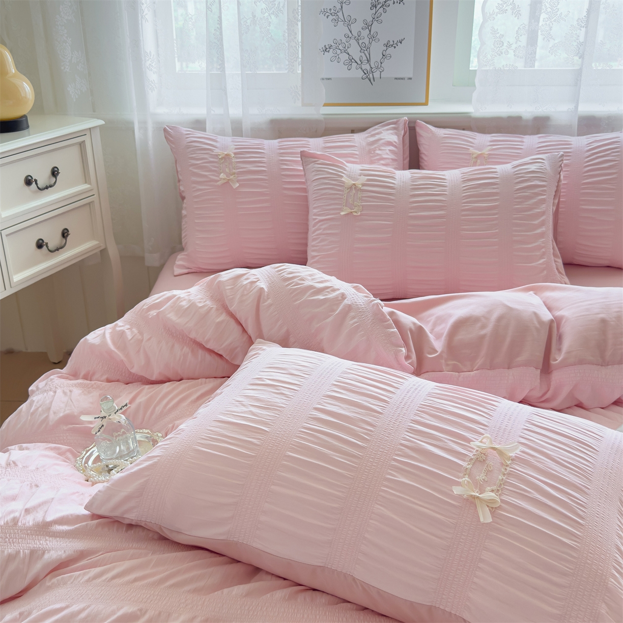 91家纺网 家纺一手货源 找家纺 梦庭帛美 2025新款韩版公主风可乐泡泡纱四件套 奶油黄