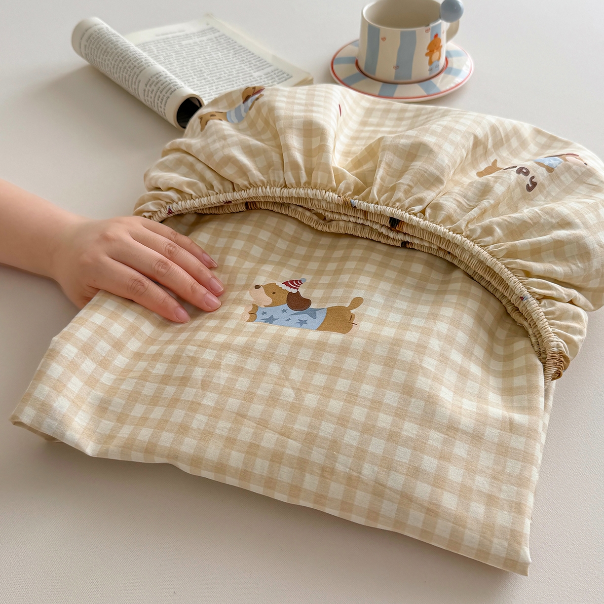 91家纺网 家纺一手货源 找家纺 壹贝家纺 2025新款A类印花全棉床笠 俏皮狗