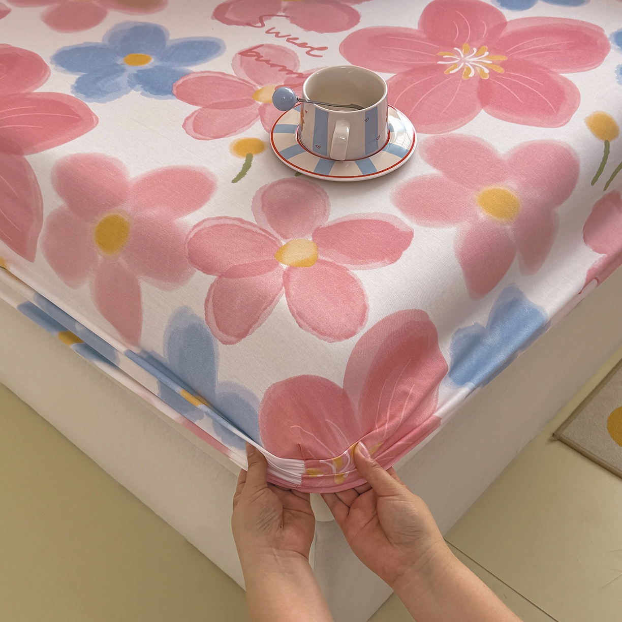 91家纺网 家纺一手货源 找家纺 壹贝家纺 2025新款A类印花全棉床笠 夕颜花开