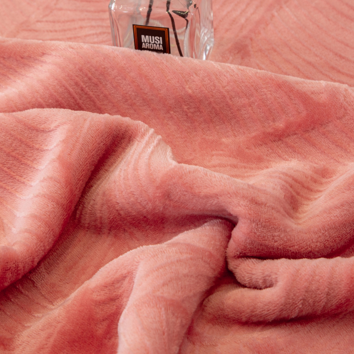 91家纺网 家纺一手货源 找家纺 （总）莱凯家纺 2025新款5D雕花绒毛毯系列