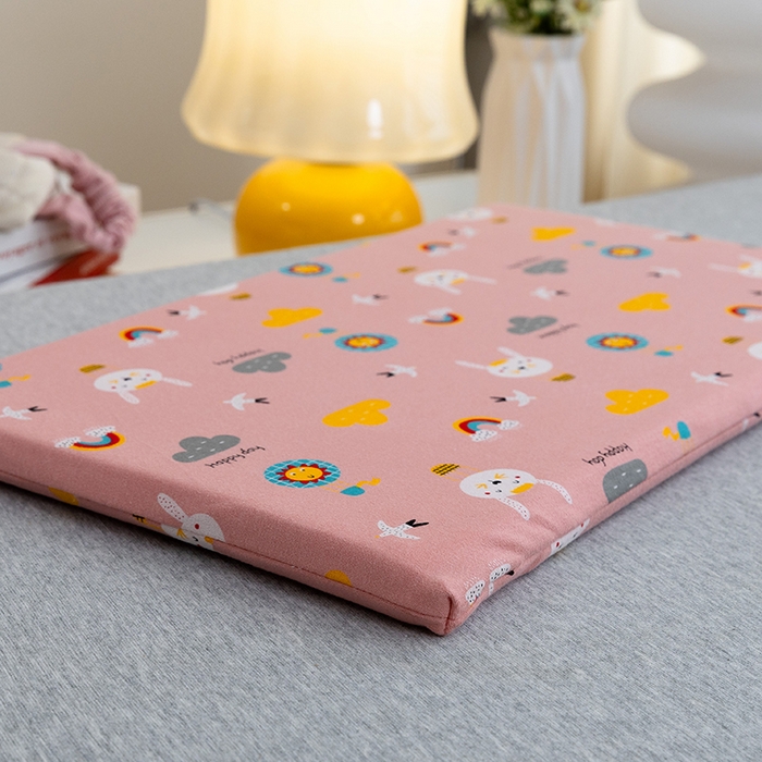 91家纺网 家纺一手货源 找家纺 MOA生态床垫 2025新款儿童乳胶枕 快乐生活