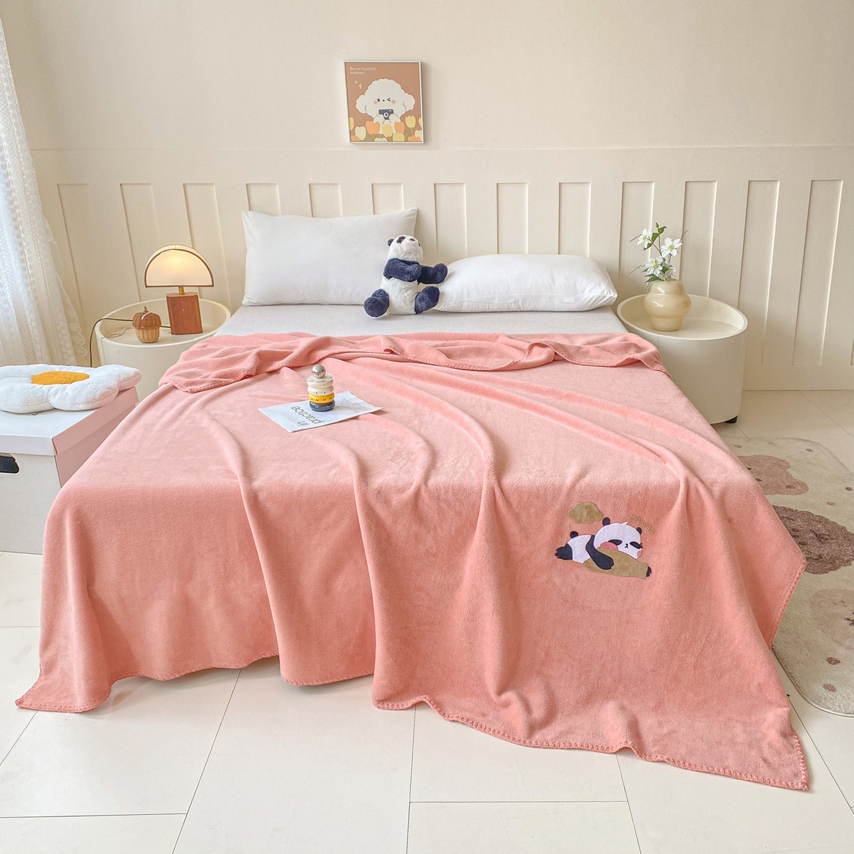 91家纺网 家纺一手货源 找家纺 （总）莱凯家纺 2025新款绵羊绒毛毯系列-熊猫