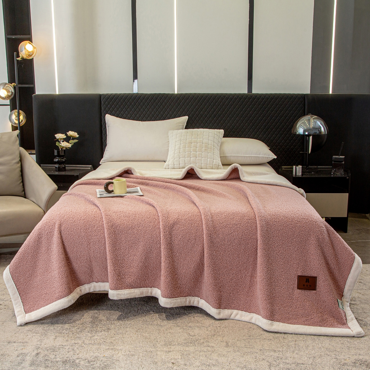 91家纺网 家纺一手货源 找家纺 莱凯家纺 2025新款泰迪绒毛毯系列 泰迪绒-豆沙