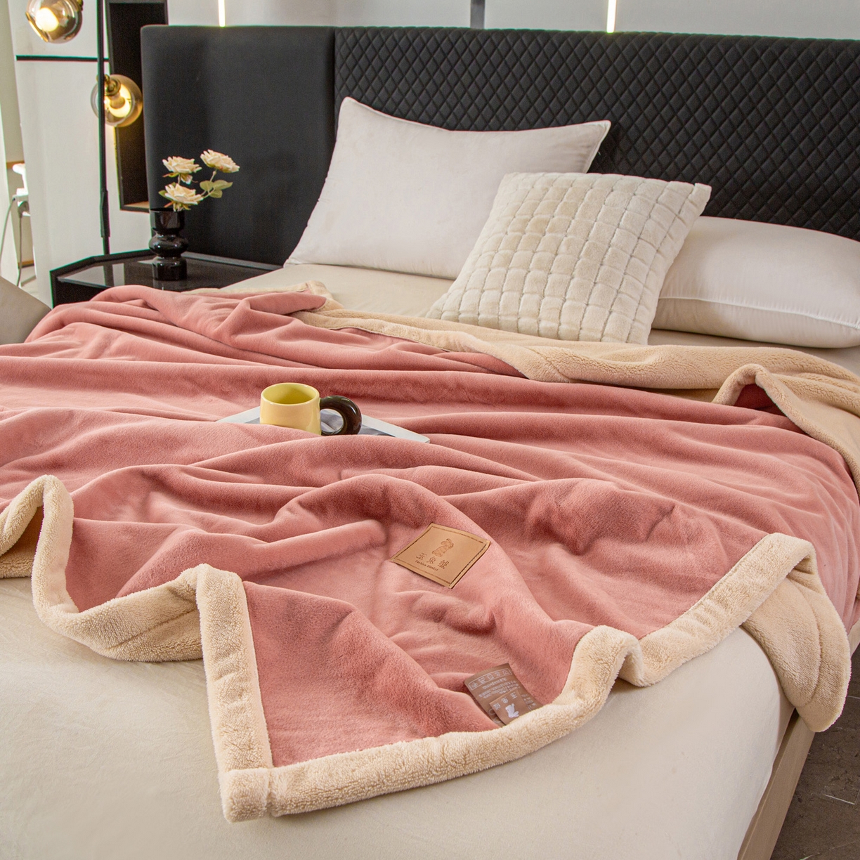 91家纺网 家纺一手货源 找家纺 （总）莱凯家纺 2025新款玉兔绒毛毯系列