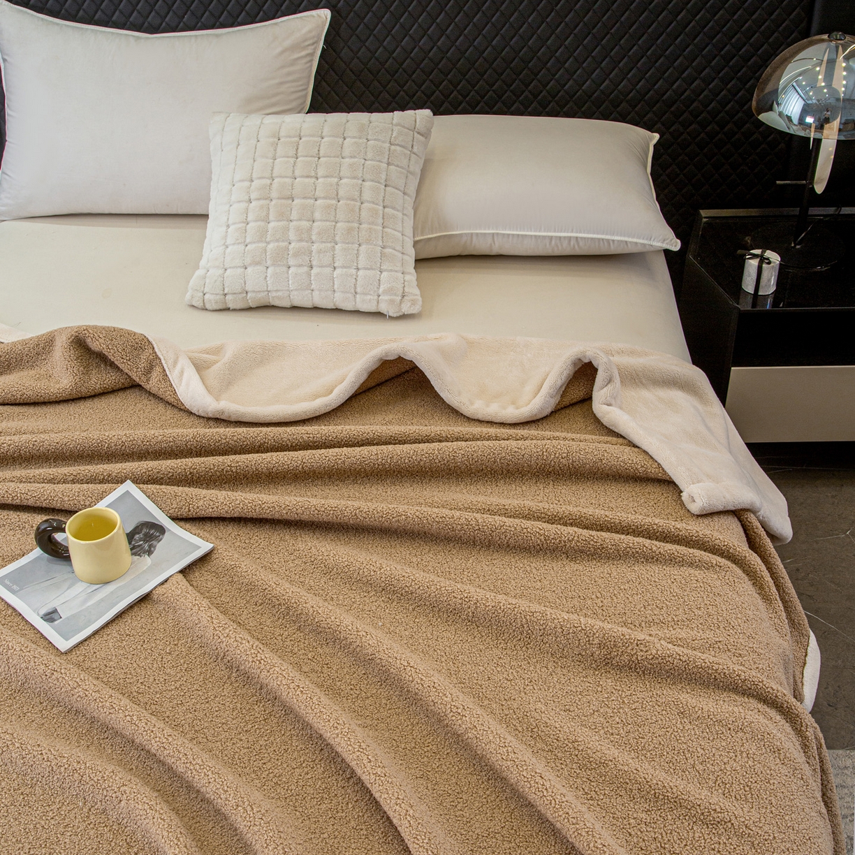 91家纺网 家纺一手货源 找家纺 莱凯家纺 2025新款泰迪绒毛毯系列 泰迪绒-咖色