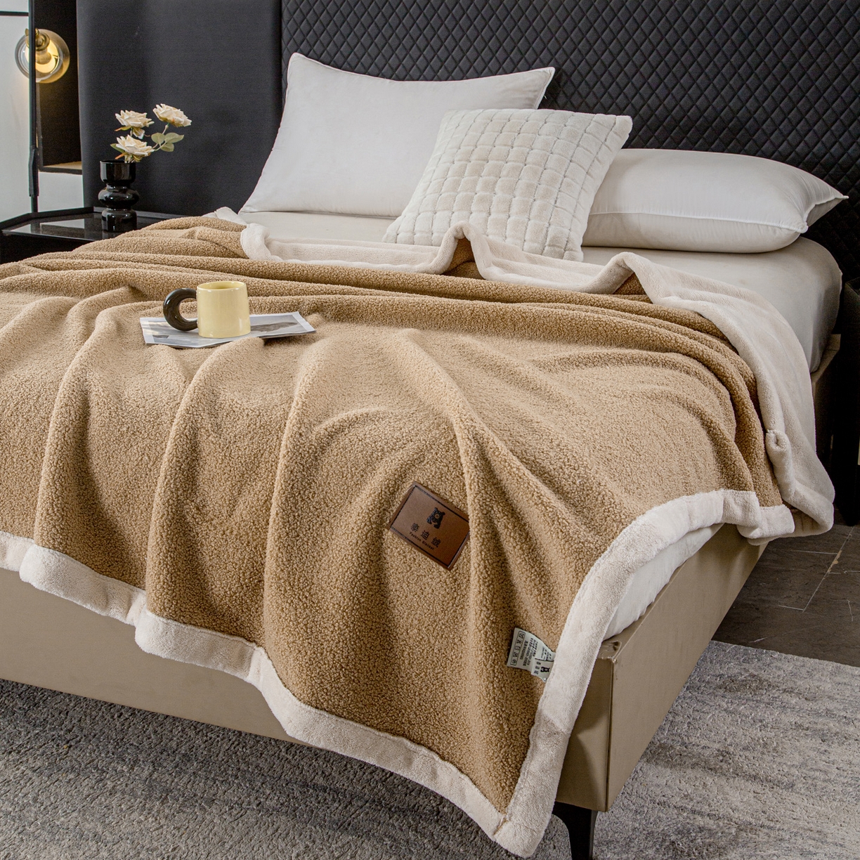 91家纺网 家纺一手货源 找家纺 莱凯家纺 2025新款泰迪绒毛毯系列 泰迪绒-咖色