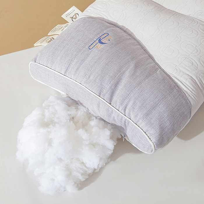 91家纺网 家纺一手货源 找家纺 鼎晟纺 2025新款针织蚕丝护颈云朵枕学生枕头成人枕芯 枕头枕芯 针织蚕丝护颈云朵枕-灰色