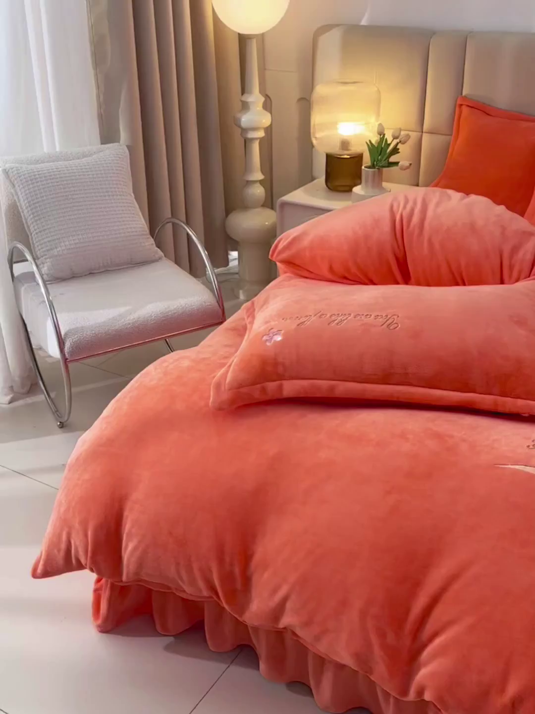 91家纺网 家纺一手货源 找家纺 （总）绣女坊 2025新款高克重牛奶绒刺绣四件套