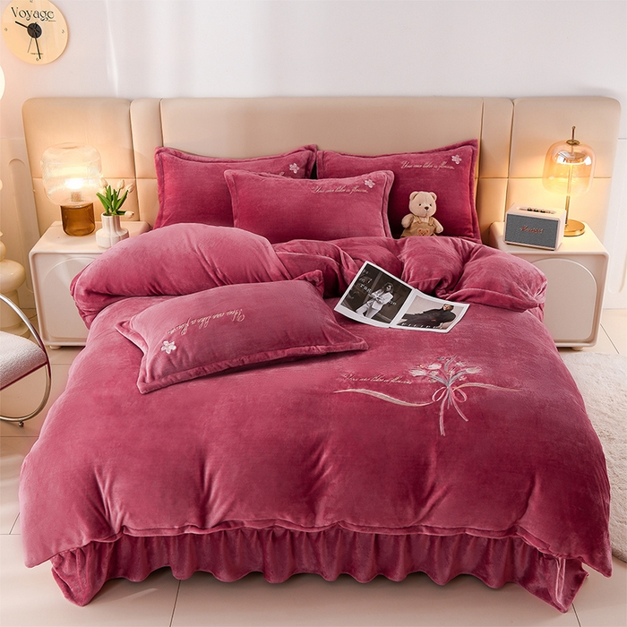 91家纺网 家纺一手货源 找家纺 绣女坊 2025新款高克重牛奶绒刺绣四件套 郁金香-豆沙