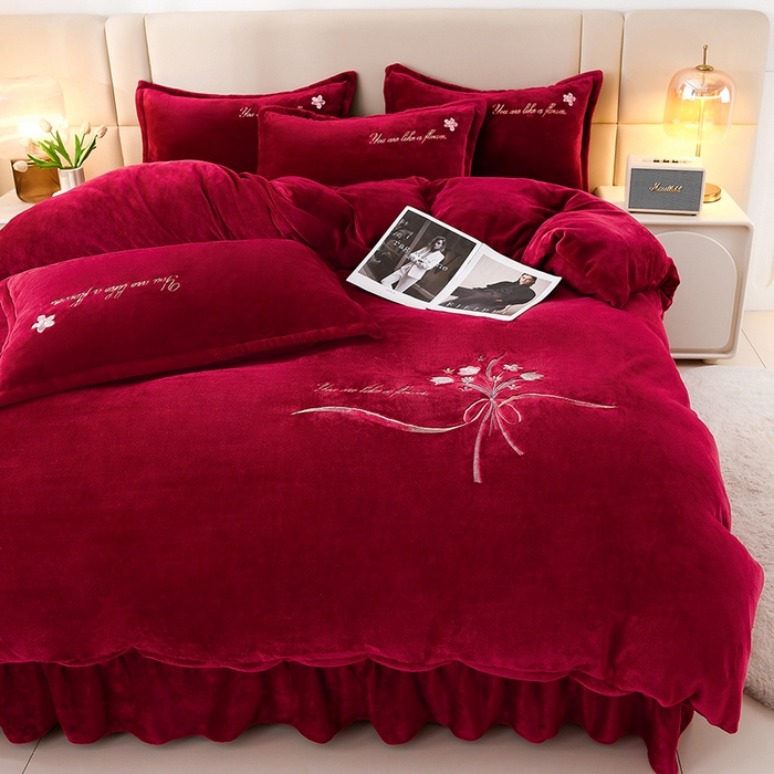 91家纺网 家纺一手货源 找家纺 绣女坊 2025新款高克重牛奶绒刺绣四件套 郁金香-酒红