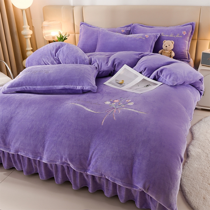 91家纺网 家纺一手货源 找家纺 绣女坊 2025新款高克重牛奶绒刺绣四件套 郁金香-香芋紫