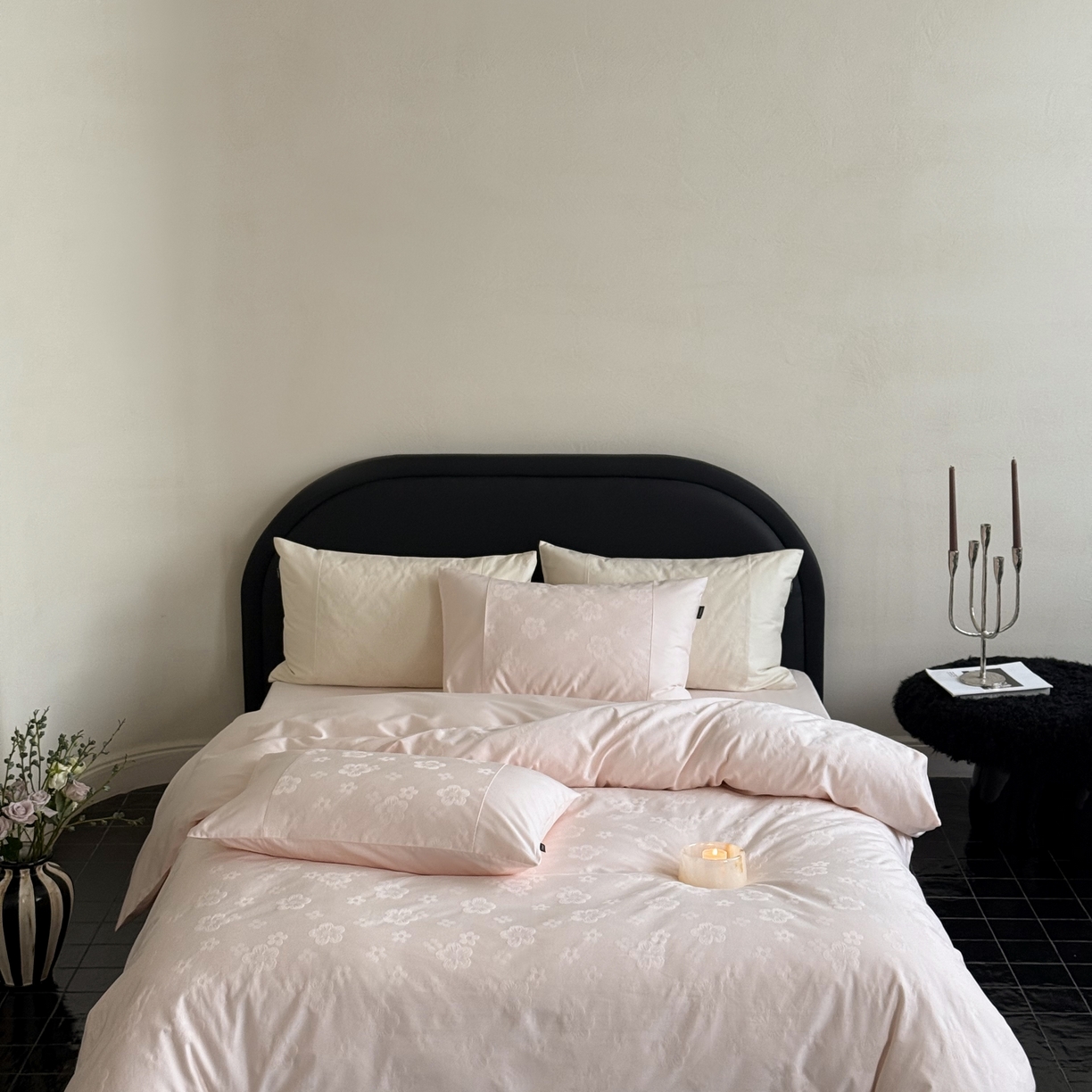 91家纺网 家纺一手货源 找家纺 鹿班家居 2025秋冬款云感超柔厚织提花浮雕系列-溪畔拾星 溪畔拾星-粉色（标准会员-20）