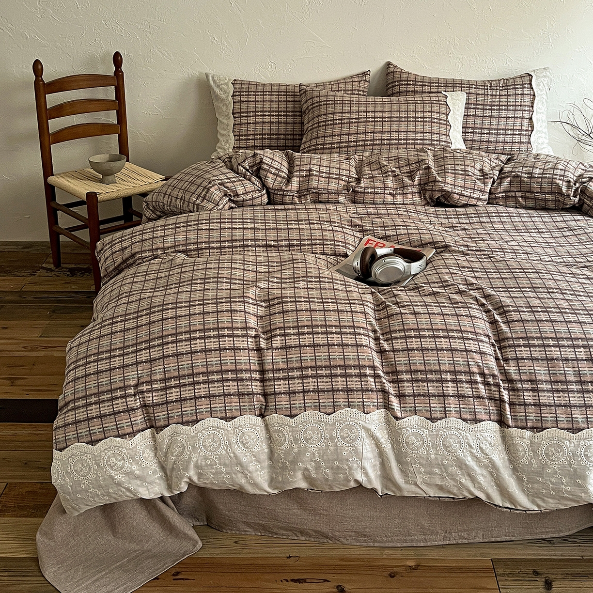 91家纺网 家纺一手货源 找家纺 典曼家纺 2025秋冬新品A类高克重亚麻复古花边侘寂风原麻四件套  茶巷