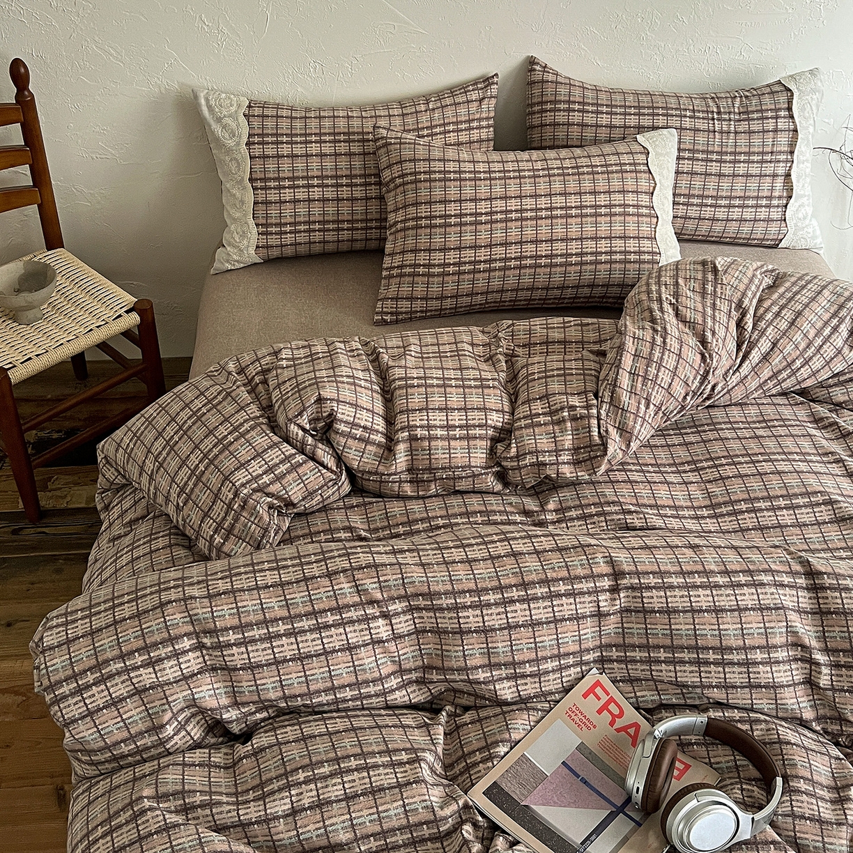 91家纺网 家纺一手货源 找家纺 典曼家纺 2025秋冬新品A类高克重亚麻复古花边侘寂风原麻四件套  茶巷