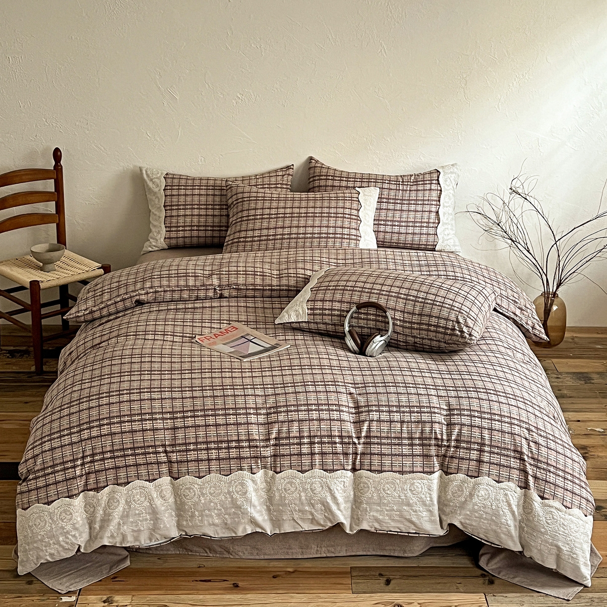 91家纺网 家纺一手货源 找家纺 典曼家纺 2025秋冬新品A类高克重亚麻复古花边侘寂风原麻四件套  茶巷