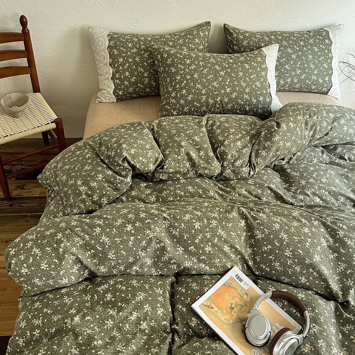 91家纺网 家纺一手货源 找家纺 典曼家纺 2025秋冬新品A类高克重亚麻复古花边侘寂风原麻四件套  茉莉-亚绿