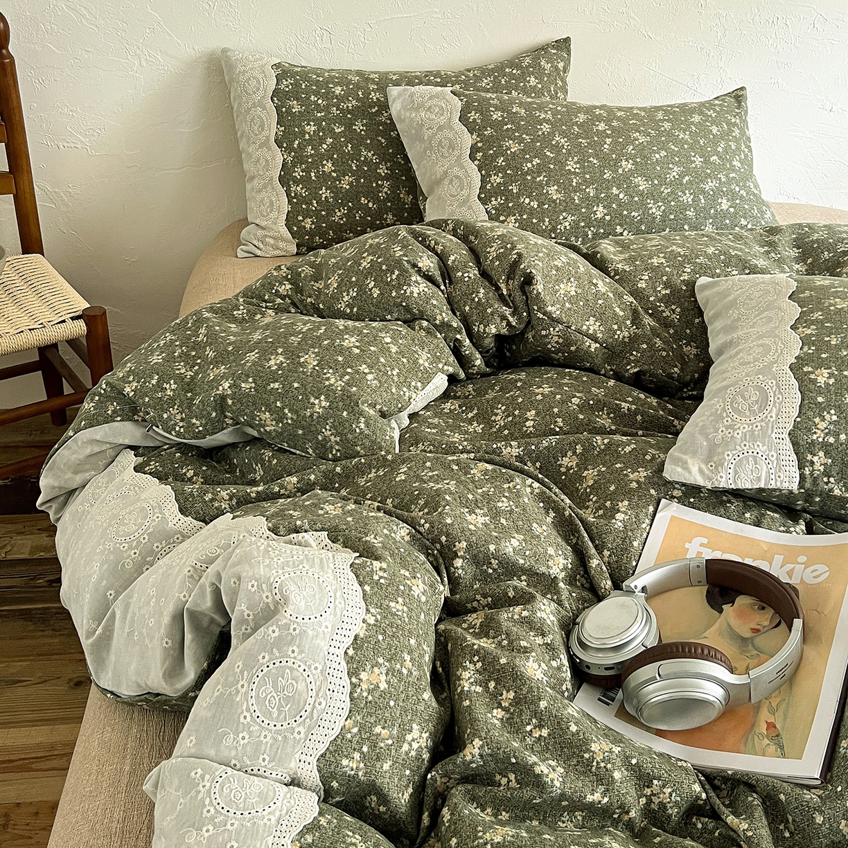 91家纺网 家纺一手货源 找家纺 典曼家纺 2025秋冬新品A类高克重亚麻复古花边侘寂风原麻四件套  茉莉-亚绿