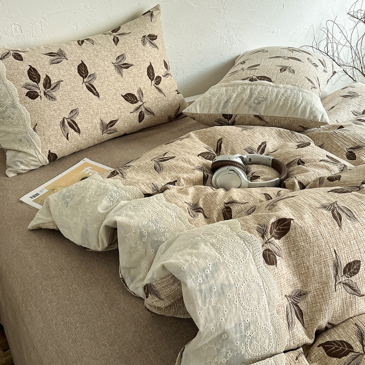 91家纺网 家纺一手货源 找家纺 典曼家纺 2025秋冬新品A类高克重亚麻复古花边侘寂风原麻四件套  花季