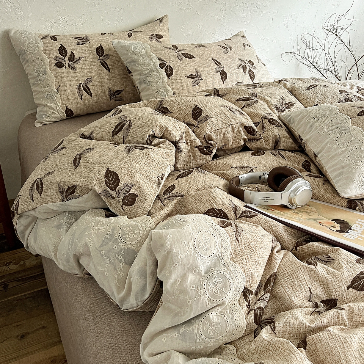 91家纺网 家纺一手货源 找家纺 典曼家纺 2025秋冬新品A类高克重亚麻复古花边侘寂风原麻四件套  花季