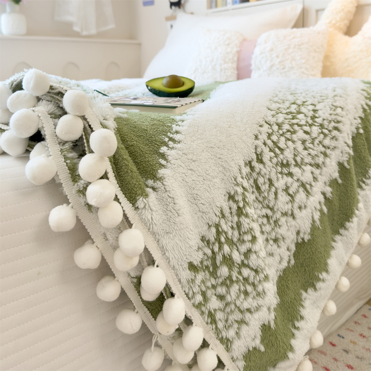 91家纺网 家纺一手货源 找家纺 丝幔家纺 2025新款星绒梦语毛球多功能毛毯毯子-森语雪球 森语雪球 薄荷绿