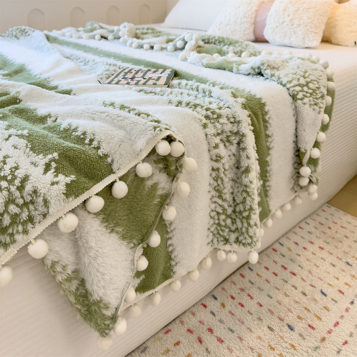 91家纺网 家纺一手货源 找家纺 丝幔家纺 2025新款星绒梦语毛球多功能毛毯毯子-森语雪球 森语雪球 薄荷绿