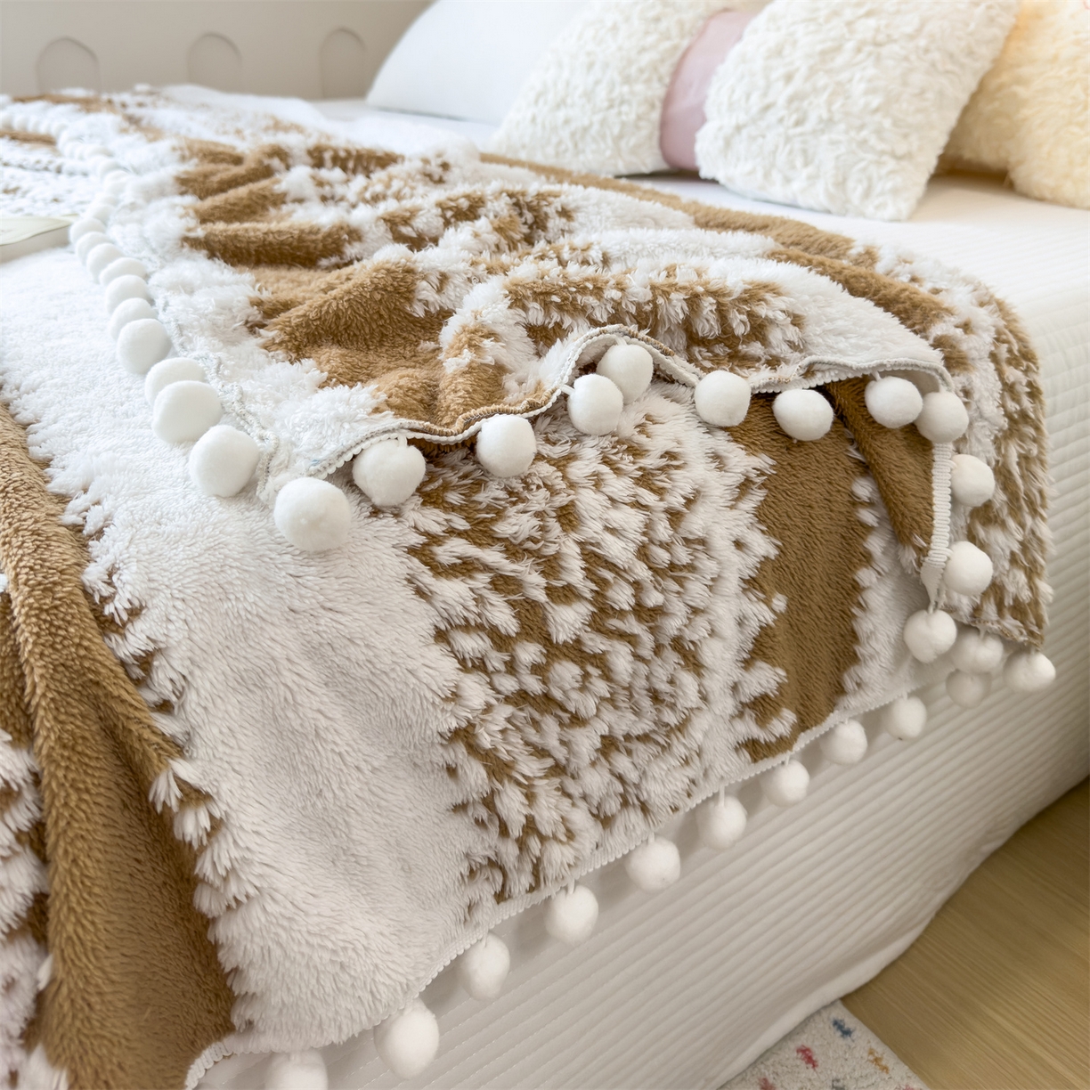 91家纺网 家纺一手货源 找家纺 丝幔家纺 2025新款星绒梦语毛球多功能毛毯毯子-森语雪球 森语雪球 焦糖