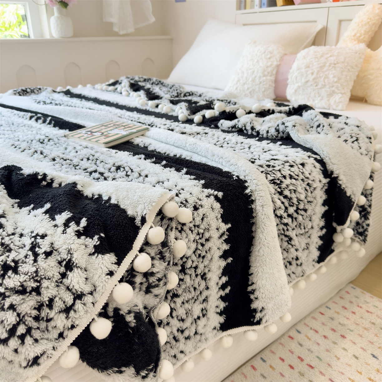 91家纺网 家纺一手货源 找家纺 丝幔家纺 2025新款星绒梦语毛球多功能毛毯毯子-森语雪球 森语雪球 斑马黑