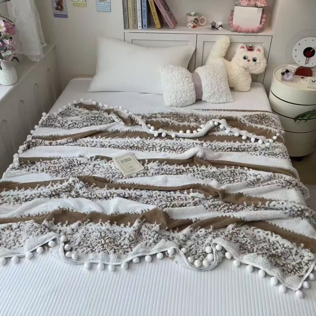 91家纺网 家纺一手货源 找家纺 丝幔家纺 2025新款星绒梦语毛球多功能毛毯毯子-森语雪球 森语雪球 焦糖
