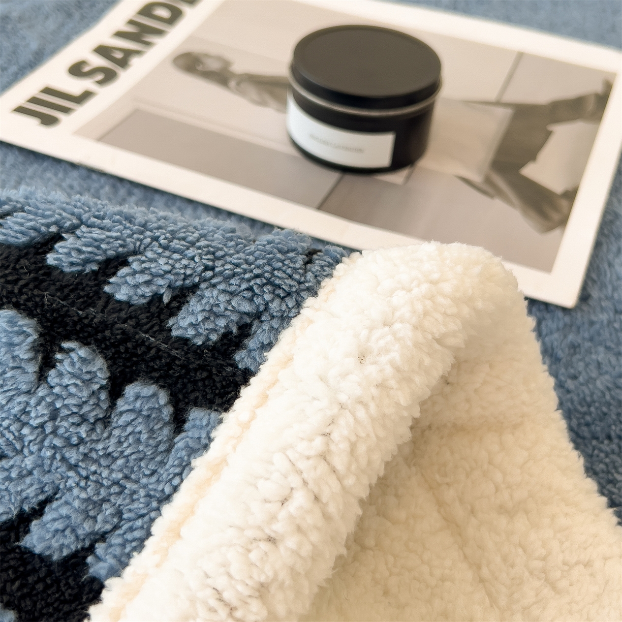 91家纺网 家纺一手货源 找家纺 丝幔家纺 2025新款云杉绒加厚保暖多功能毛毯毯子 杉影毯 蓝