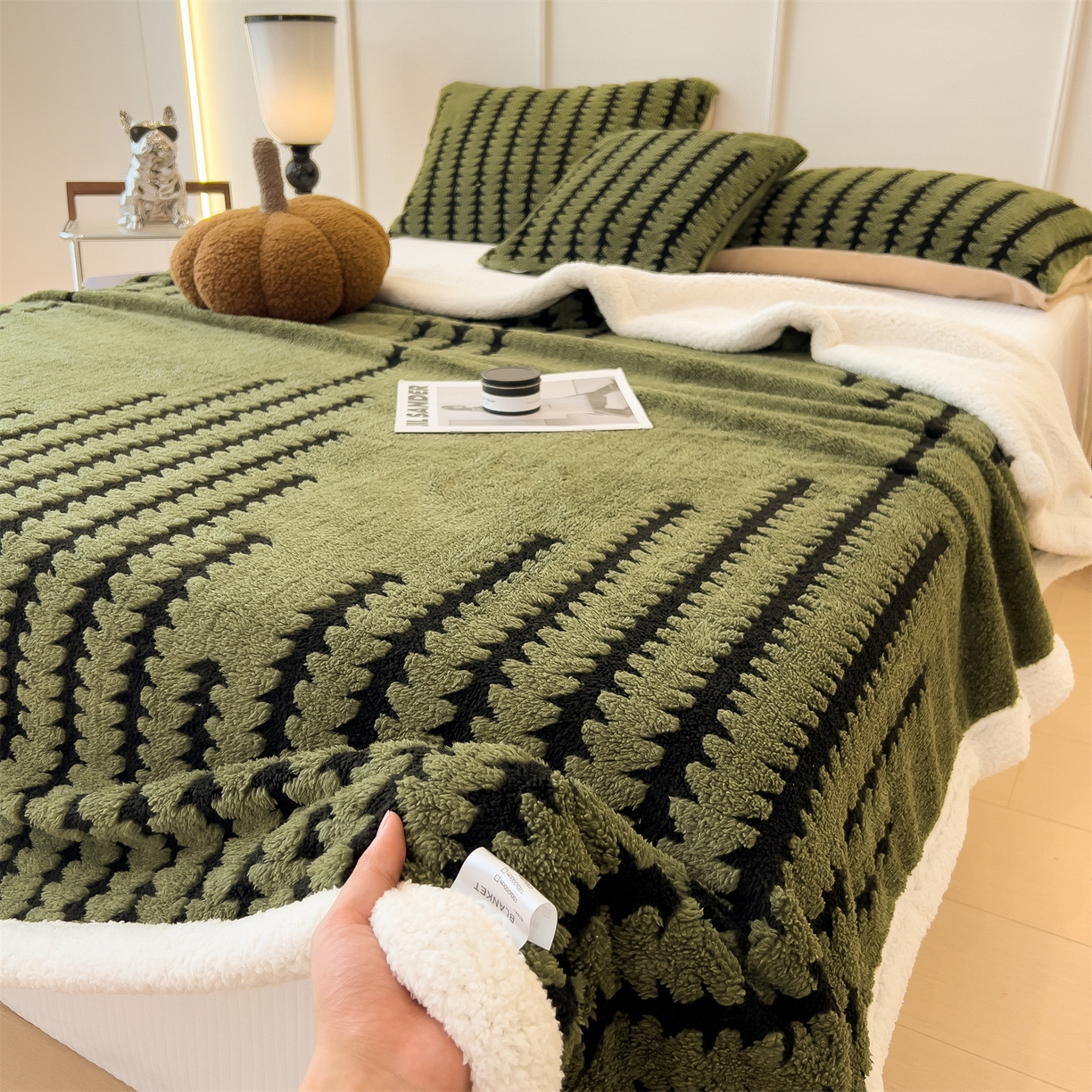 91家纺网 家纺一手货源 找家纺 丝幔家纺 2025新款云杉绒加厚保暖多功能毛毯毯子 杉影毯 绿