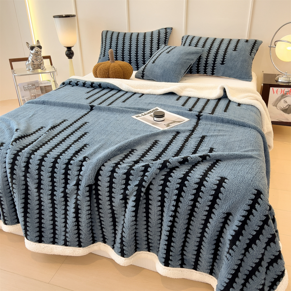 91家纺网 家纺一手货源 找家纺 丝幔家纺 2025新款云杉绒加厚保暖多功能毛毯毯子 杉影毯 蓝