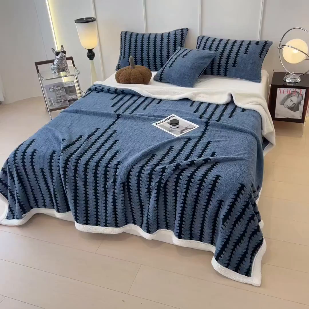 91家纺网 家纺一手货源 找家纺 丝幔家纺 2025新款云杉绒加厚保暖多功能毛毯毯子 杉影毯 蓝