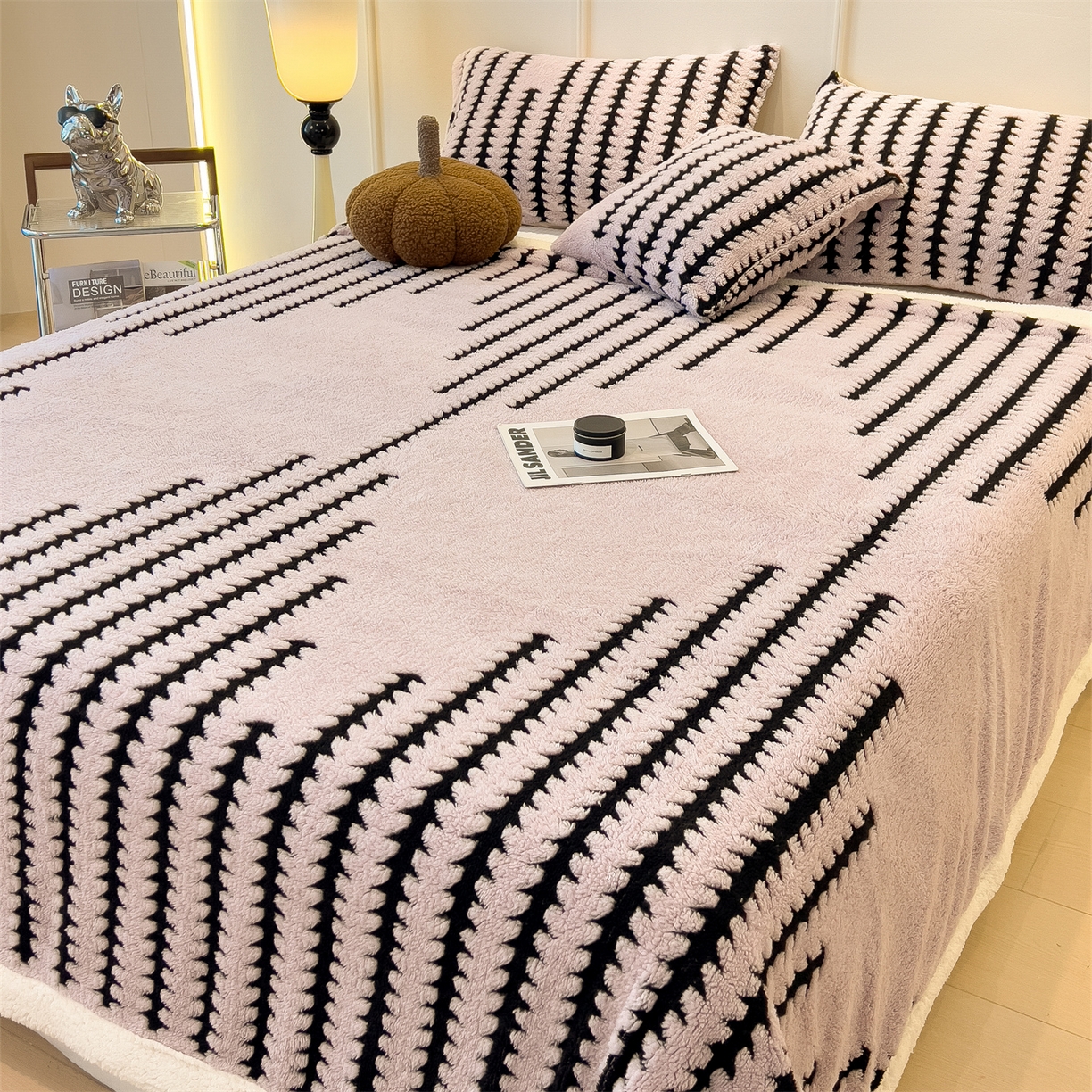 91家纺网 家纺一手货源 找家纺 丝幔家纺 2025新款云杉绒加厚保暖多功能毛毯毯子 杉影毯 粉