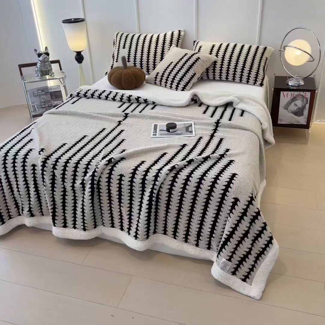 91家纺网 家纺一手货源 找家纺 丝幔家纺 2025新款云杉绒加厚保暖多功能毛毯毯子 杉影毯 卡其