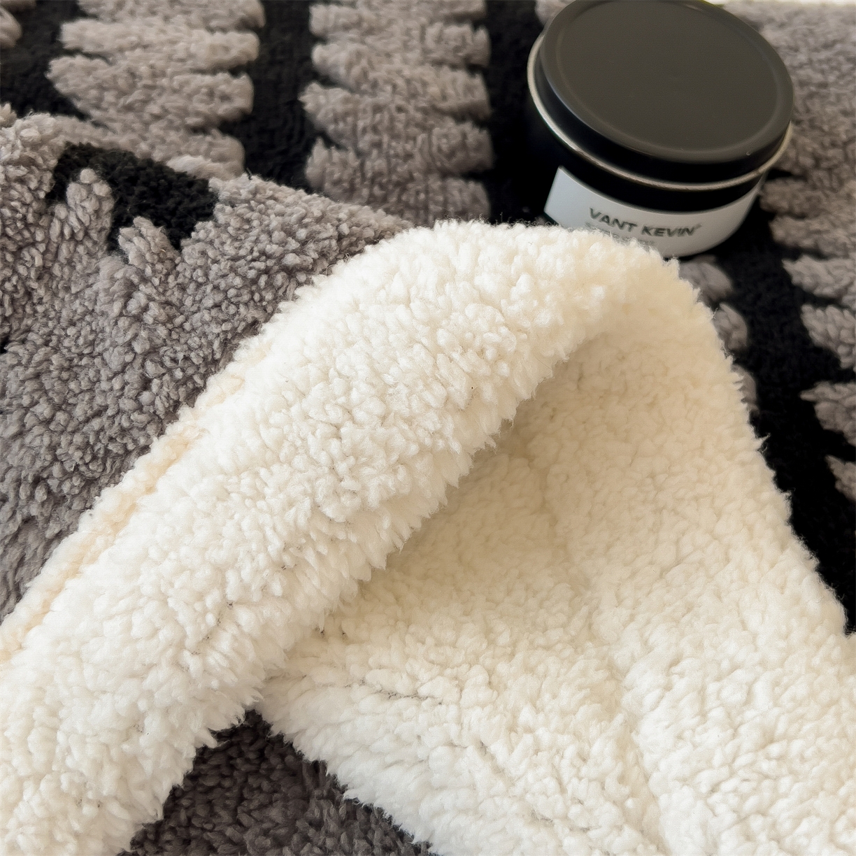 91家纺网 家纺一手货源 找家纺 丝幔家纺 2025新款云杉绒加厚保暖多功能毛毯毯子 杉影毯 深灰