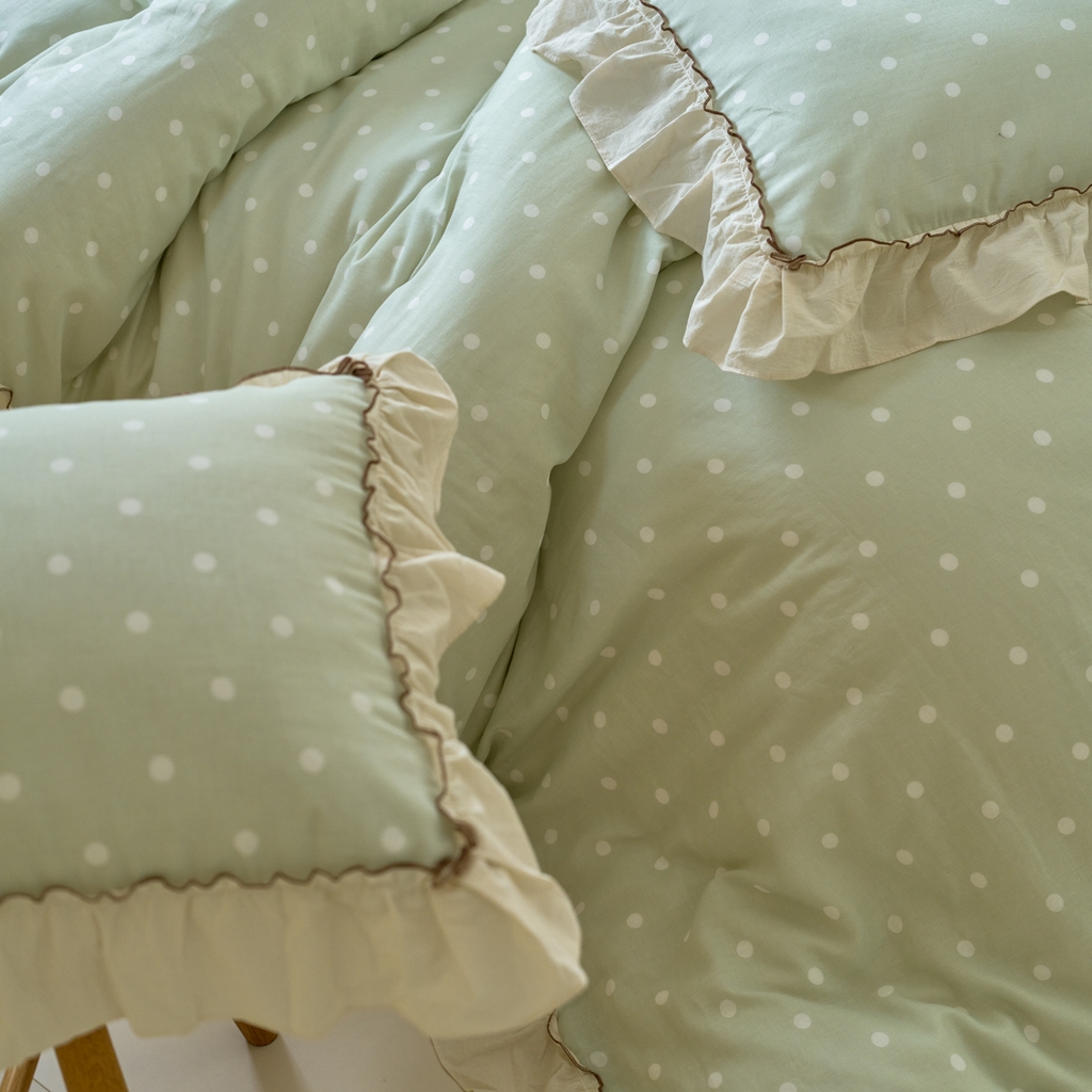 91家纺网 家纺一手货源 找家纺 洋铭区（原狠狠爱） 2025新款法式荷叶边全棉双层纱四件套系列 抹茶圆点