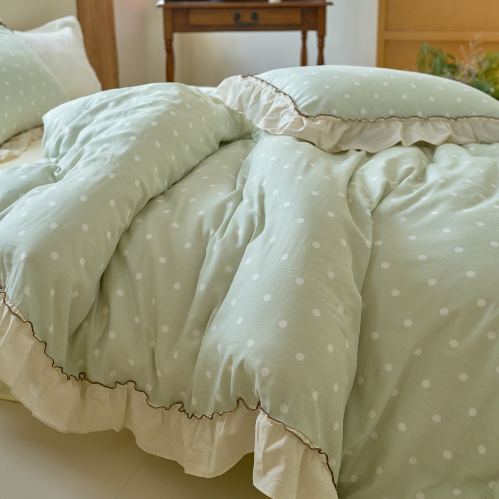 91家纺网 家纺一手货源 找家纺 洋铭区（原狠狠爱） 2025新款法式荷叶边全棉双层纱四件套系列 抹茶圆点