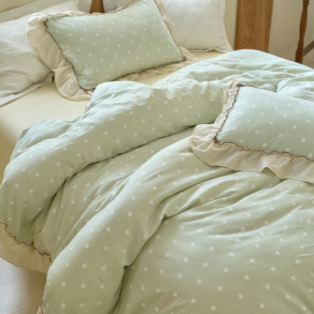 91家纺网 家纺一手货源 找家纺 洋铭区（原狠狠爱） 2025新款法式荷叶边全棉双层纱四件套系列 抹茶圆点
