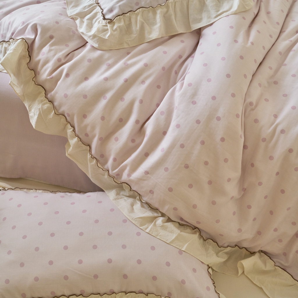 91家纺网 家纺一手货源 找家纺 洋铭区（原狠狠爱） 2025新款法式荷叶边全棉双层纱四件套系列 紫韵圆点