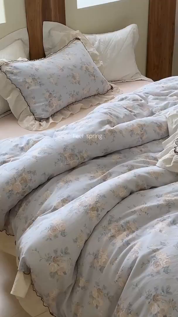 91家纺网 家纺一手货源 找家纺 洋铭区（原狠狠爱） 2025新款法式荷叶边全棉双层纱四件套系列 云间花海