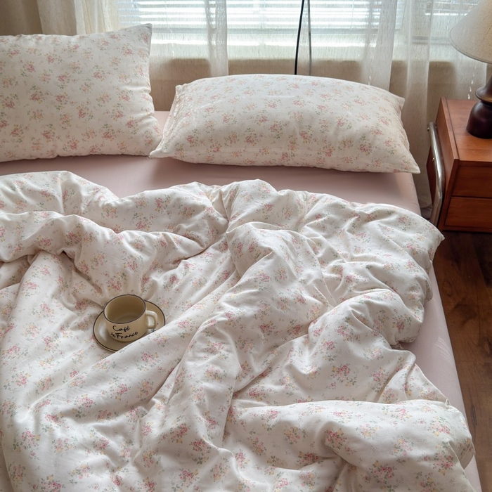 91家纺网 家纺一手货源 找家纺 （总）亿梵家居 2025新款A类母婴级有氧纯棉印花双面全棉双层纱四件套-床拍图