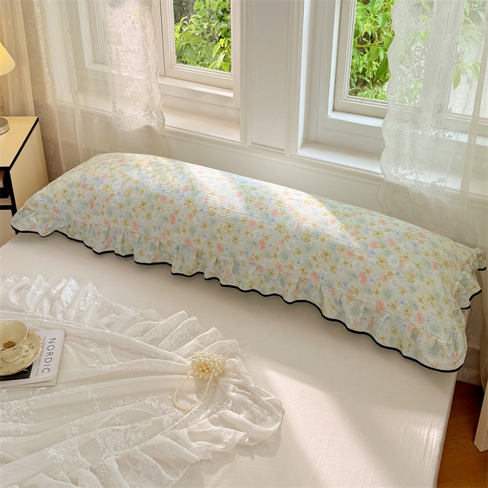 91家纺网 家纺一手货源 找家纺 梦舒羽 2025新款云感双层纱双人花边枕套情侣双人1.5m枕芯套1.8床枕头套 春日初见