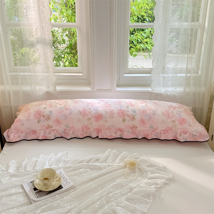 91家纺网 家纺一手货源 找家纺 梦舒羽 2025新款云感双层纱双人花边枕套情侣双人1.5m枕芯套1.8床枕头套 倾城之恋